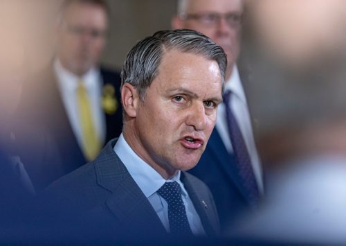 SASHA SEFTER / WINNIPEG FREE PRESS
The Honourable Cameron Friesen, Minister of Health, Seniors and Active Living for the Province of Manitoba announces a bilateral agreement at the Manitoba Legislative Building.
190416 - Tuesday, April 16, 2019.