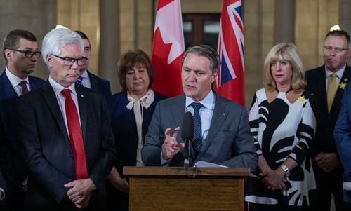 SASHA SEFTER / WINNIPEG FREE PRESS
The Honourable Cameron Friesen, Minister of Health, Seniors and Active Living for the Province of Manitoba announces a bilateral agreement in the Winnipeg Legislature.
190416 - Tuesday, April 16, 2019.