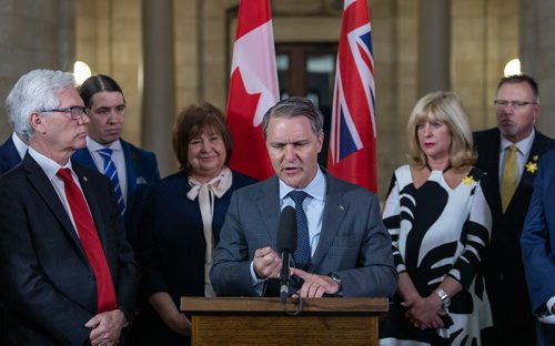 SASHA SEFTER / WINNIPEG FREE PRESS
The Honourable Cameron Friesen, Minister of Health, Seniors and Active Living for the Province of Manitoba announces a bilateral agreement in the Winnipeg Legislature.
190416 - Tuesday, April 16, 2019.