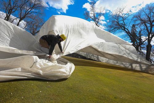 RUTH BONNEVILLE / WINNIPEG FREE PRESS 

LOCAL - Standup 

Kildonan Park Golf Course maintenance workers, remove the large, 6,000 square foot tarp off the practice green as they prepare for their season opening day on Friday, April 19, 2019 on Tuesday.  

Kildonan Park Golf Course is located at 2021 Main Street and is one of several city courses that are opening this weekend.  


April 16, 2019