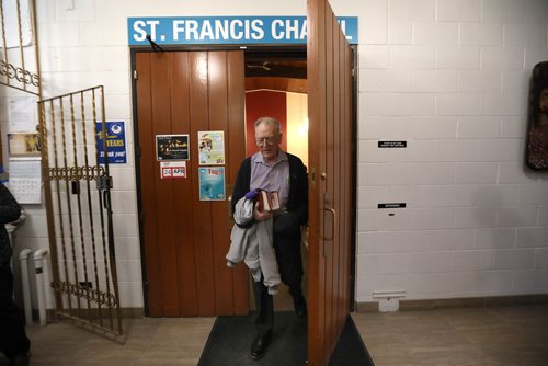RUTH BONNEVILLE / WINNIPEG FREE PRESS 

LOCAL Sunday Feature  - Holy Names House of Peace


For Sunday feature April 24 
The Places We Meet: The doors of the downtown Holy Names House of Peace are open all day for downtown residents to pray, hang out, or attend a 12-step program meeting. 

Photo of Father Sean as he makes his way out of  St. Francis chapel.

See Brenda Suderman Story.


April 16, 2019