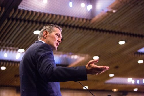 MIKAELA MACKENZIE/WINNIPEG FREE PRESS
Premier Brian Pallister speaks at a Chamber of Commerce event at the RBC Convention Centre in Winnipeg on Thursday, April 18, 2019. 
Winnipeg Free Press 2019