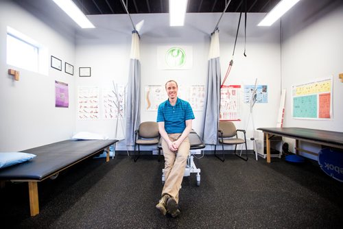 MIKAELA MACKENZIE/WINNIPEG FREE PRESS
Physiotherapist Gilbert Magne poses for a portrait at Precision Movement & Therapies clinic in Winnipeg on Thursday, April 18, 2019. 
Winnipeg Free Press 2019