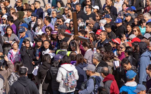 SASHA SEFTER / WINNIPEG FREE PRESS
Over 1000 Manitobans took part in the Way of the Cross two kilometre walk from the Good Shepherd Roman Catholic Church onto East Saskatchewan Avenue and through downtown Portage La Prairie.
190419 - Friday, April 19, 2019.