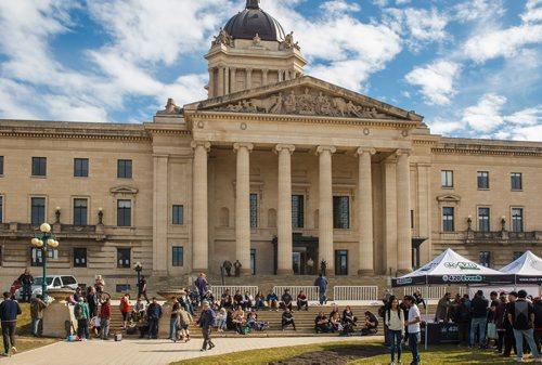 MIKE DEAL / WINNIPEG FREE PRESS
The first 4/20 celebration since cannabis was legalized happened on the grounds of the Manitoba legislature Saturday.
190420 - Saturday, April 20, 2019.