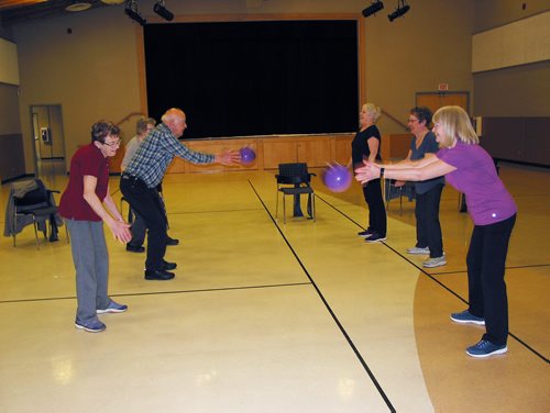 Canstar Community News April 10, 2019 - Participants in a Macdonald-Headingley Recreation District exercise class are shown. (ANDREA GEARY/CANSTAR COMMUNITY NEWS)