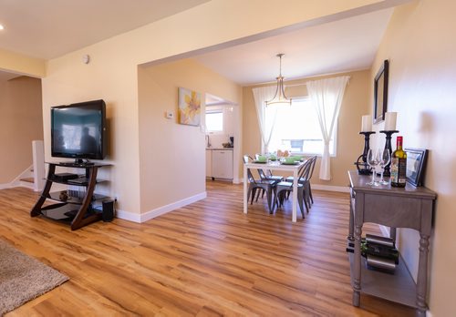 SASHA SEFTER / WINNIPEG FREE PRESS
The great room of 313 Guildford Street in Winnipeg's Deer Lodge neighbourhood.
190422 - Monday, April 22, 2019.