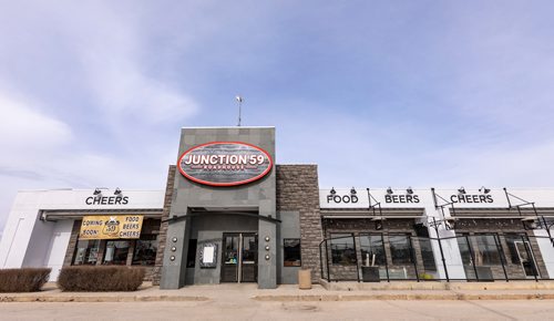 SASHA SEFTER / WINNIPEG FREE PRESS
The exterior of Junction 59 Roadhouse, a trendy new restaurant opening at 1615 Regent Avenue West in Winnipeg's Kildonan Crossing neighbourhood. See Jill Wilson story.
190423 - Tuesday, April 23, 2019.
