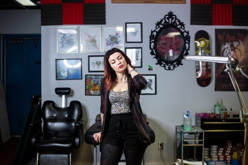 MIKAELA MACKENZIE/WINNIPEG FREE PRESS
Tattoo artist Tesia Rhind poses for a portrait at her tattoo parlour, Red Ronin, in Winnipeg on Tuesday, April 23, 2019. 
Winnipeg Free Press 2019