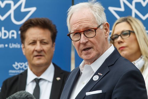 MIKE DEAL / WINNIPEG FREE PRESS
Stuart Murray, chair, Manitoba150 Host Committee during an announcement regarding Manitoba150 infrastructure spending that was held in Memorial Park Tuesday afternoon.
190423 - Tuesday, April 23, 2019.