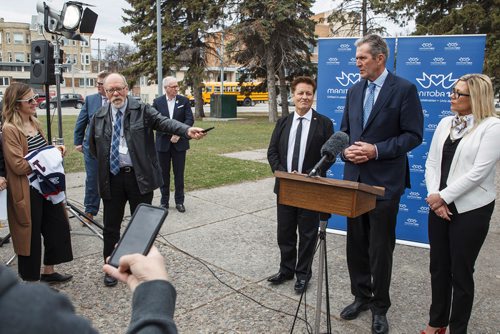 MIKE DEAL / WINNIPEG FREE PRESS
Premier Brian Pallister, Infrastructure Minister Ron Schuler and Sustainable Development Minister Rochelle Squires during an announcement regarding Manitoba150 infrastructure spending that was held in Memorial Park Tuesday afternoon.
190423 - Tuesday, April 23, 2019.