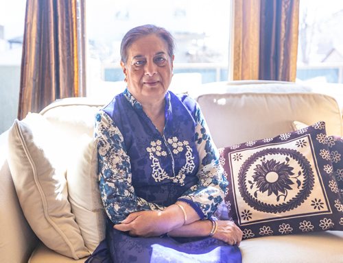 SASHA SEFTER / WINNIPEG FREE PRESS
Nimmi Ramgotra, one of this years recipients of the Lieutenant Governor's Make a Difference Community Award photographed in her home in Winnipeg's Royalwood neighbourhood.
190425 - Thursday, April 25, 2019.