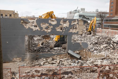 MIKE DEAL / WINNIPEG FREE PRESS
McNaught, the longtime auto dealership, shut down since 2012 and is currently being torn down. The building spent most of its 91 years as a car dealership.
190425 - Thursday, April 25, 2019.