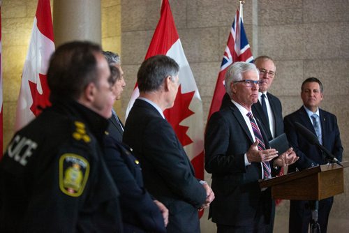 MIKAELA MACKENZIE/WINNIPEG FREE PRESS
Jim Carr, Minister of International Trade Diversification, announces funding for gun and gang violence prevention at the Manitoba Legislative Building in Winnipeg on Friday, April 26, 2019. For Larry Kusch story.
Winnipeg Free Press 2019