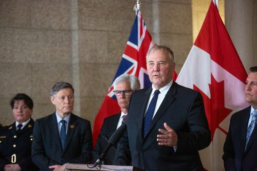 MIKAELA MACKENZIE/WINNIPEG FREE PRESS
Bill Blair, Minister of Border Security and Organized Crime Reduction responds to a question about illegal online cannabis stores at the Manitoba Legislative Building in Winnipeg on Friday, April 26, 2019. For Larry Kusch story.
Winnipeg Free Press 2019