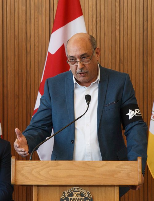 MIKE DEAL / WINNIPEG FREE PRESS
Aleem Chaudhary, president of Amalgamated Transit Union Local 1505, speaks during the Day of Mourning Ceremony at City Hall Friday morning. 
190426 - Friday, April 26, 2019.