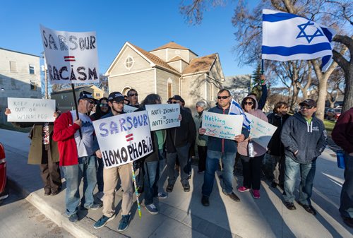 SASHA SEFTER / WINNIPEG FREE PRESS
A group of protesters gather outside of the Sorry Not Sorry event put on by the Social Planning Council of Winnipeg and the Canadian Muslim Women's Institute held at The Ukranian Labour Temple in Winnipeg.
190426 - Friday, April 26, 2019.