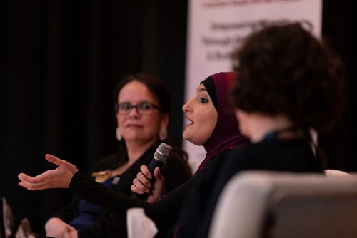 SASHA SEFTER / WINNIPEG FREE PRESS
Racial justice and civil rights activist Linda Sarsour at the Sorry Not Sorry event put on by the Social Planning Council of Winnipeg and the Canadian Muslim Women's Institute held at The Ukranian Labour Temple in Winnipeg.
190426 - Friday, April 26, 2019.