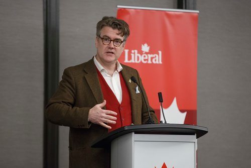 MIKE DEAL / WINNIPEG FREE PRESS
Dougald Lamont, Leader of the Manitoba Liberal Party, at during his Keynote speech at the Manitoba Liberal Party's annual convention at the Radisson Hotel Saturday. 
190427 - Saturday, April 27, 2019.