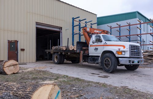 SASHA SEFTER / WINNIPEG FREE PRESS
Owner of WPG Timber Co. Mike McGarry drops off a load of diseased ash trees at his warehouse in Winnipeg's Chevrier neighbourhood.
190501 - Wednesday, May 01, 2019.