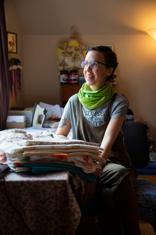 MIKAELA MACKENZIE/WINNIPEG FREE PRESS
Andee Penner, the creative behind Sew Dandee, in her studio in Winnipeg on Thursday, May 2, 2019. Penner focusses on environmentally sustainable, reusable products with a quirky local twist. For Dave Sanderson story.
Winnipeg Free Press 2019