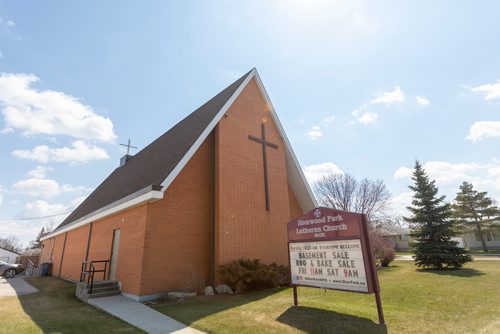 SASHA SEFTER / WINNIPEG FREE PRESS
Sherwood Park Lutheran Church located at 7 Tudor Crescent in Winnipeg's Munroe East neighbourhood.
190502 - Thursday, May 02, 2019.