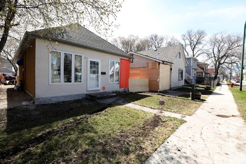 RUTH BONNEVILLE / WINNIPEG FREE PRESS 

Homes located at 616 & 614 Talbot Ave. are boarded up Saturday afternoon after a car smashed into them Friday night.  

See story.


May 4, 2019

