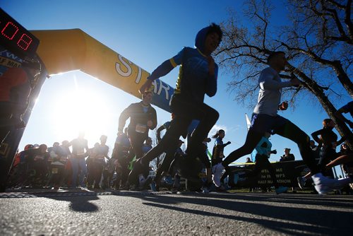 JOHN WOODS / WINNIPEG FREE PRESS
Runners head out at the start of the Winnipeg Police Service Half Marathon at Assiniboine Park in Winnipeg Sunday, May 5, 2019.

Reporter: Alex