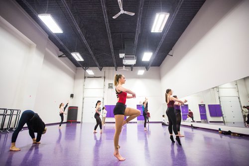 MIKAELA MACKENZIE / WINNIPEG FREE PRESS
Dancers warm up for auditions with Norwegian Cruise Lines, one of the largest cruise lines, in Winnipeg on Monday, May 6, 2019. For Erin Lebar story.
Winnipeg Free Press 2019.
