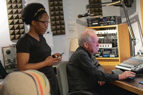 Canstar Community News CKUW volunteers Chimsolum Chigbo and John Kesson prepare a show in one of the radio station's studios.
(EVA WASNEY/CANSTAR COMMUNITY NEWS/METRO)