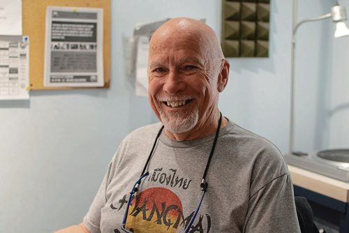 Canstar Community News Keith Black has been hosting a weekly three hour jazz show on CKUW for 20 years. (EVA WASNEY/CANSTAR COMMUNITY NEWS/METRO)