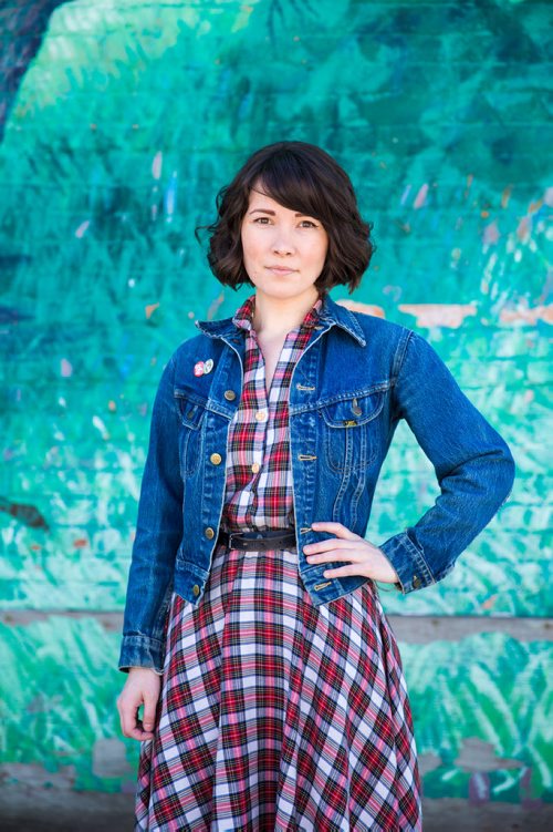 MIKAELA MACKENZIE / WINNIPEG FREE PRESS
Local activist Emily Leedham poses for a portrait on Maryland street in Winnipeg on Tuesday, May 7, 2019. For Jessica Botelho-Urbanski story.
Winnipeg Free Press 2019.