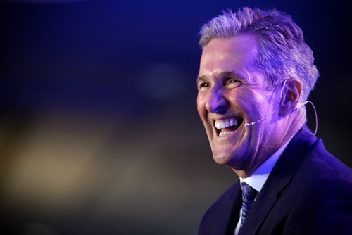 JOHN WOODS / WINNIPEG FREE PRESS
Premier Brian Pallister talks to party faithful at the Blue Skies fundraising dinner at Victoria Inn in Winnipeg Tuesday, May 7, 2019.

Reporter: Allen