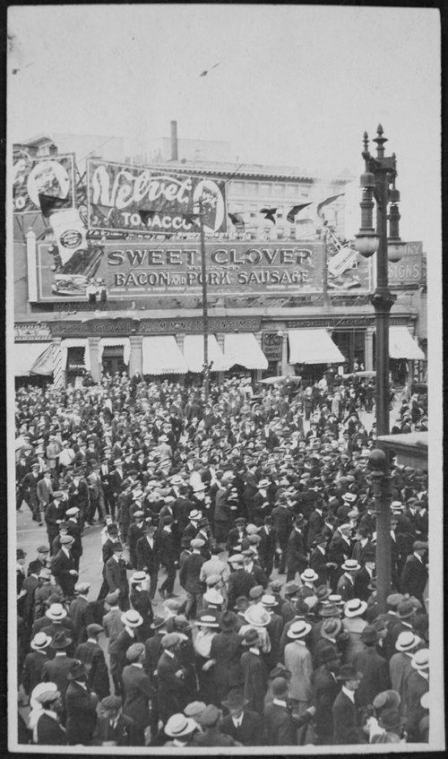 Archives of Manitoba
R v. Ivens exhibit 896
June 10, 1919
"Crowd at Portage and Main"


Winnipeg General Strike, 1919