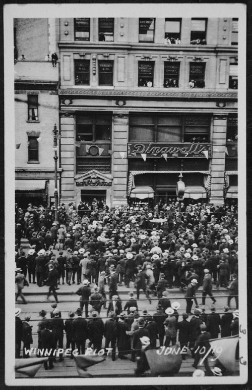 Archives of Manitoba
R v. Ivens exhibit 899
June 10, 1919
"Crowd after Special policeman at Dingwall's Store"


Winnipeg General Strike, 1919