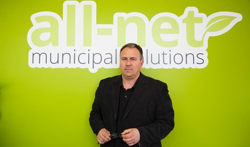MIKE DEAL / WINNIPEG FREE PRESS
Vern Sabeski managing partner at software company, All-Net.ca. 
All-Net unrolled software a year ago that transmits the emergency alert system, which until now only goes to cell phones, to land phones. This is particularly helpful for elderly people without cell phones as well as for rural people who often have shoddy cell coverage in their area.
The company was monitoring their systems during the test of the nation-wide emergency alert system that happened at 1:55 p.m. Wednesday.
190508 - Wednesday, May 08, 2019.