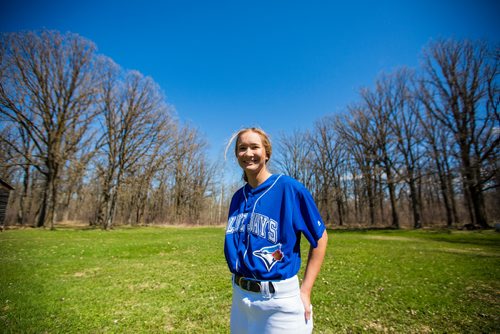 MIKAELA MACKENZIE / WINNIPEG FREE PRESS
Brittney Langlais poses for portraits on her property near Garson, Manitoba on Thursday, May 9, 2019. Langlais is one of two first female players on the Manitoba Junior Baseball League. For Jason Bell story.
Winnipeg Free Press 2019.