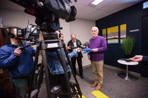 MIKAELA MACKENZIE / WINNIPEG FREE PRESS
Dr. David Peachey gives an update on the Quality Assurance Assessment at the Shared Health Corporate Office downtown in Winnipeg on Friday, May 10, 2019.  For Larry Kusch story.
Winnipeg Free Press 2019.