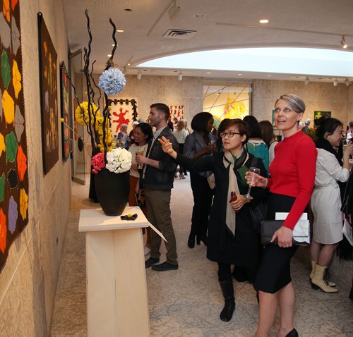JASON HALSTEAD / WINNIPEG FREE PRESS

L-R: Julia Oh and Aynsley Cockshott (WAG board member) at the Art in Bloom Preview Party at the Winnipeg Art Gallery on April 11, 2019. (See Social Page)
