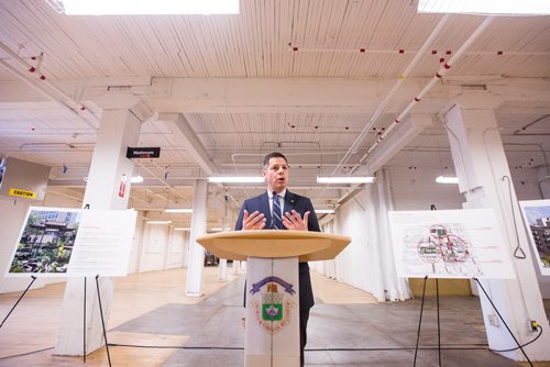 MIKAELA MACKENZIE / WINNIPEG FREE PRESS
Mayor Brian Bowman, speaks at a press conference announcing development of the Northwest Exchange District and Chinatown areas in Winnipeg on Monday, May 13, 2019.  For Ryan Thorpe story.
Winnipeg Free Press 2019.