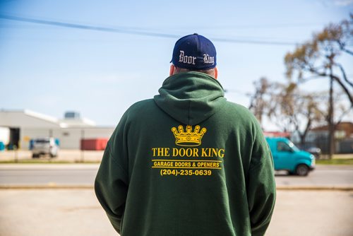 MIKAELA MACKENZIE / WINNIPEG FREE PRESS
Garage Door King Stan Summers poses for a portrait on Logan Ave. in Winnipeg on Monday, May 13, 2019.  For Dave Sanderson story.
Winnipeg Free Press 2019.