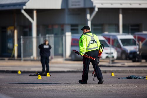 MIKAELA MACKENZIE / WINNIPEG FREE PRESS
RCMP investigate a serious motor collision at Nairn Avenue and Panet Road in Winnipeg on Tuesday, May 14, 2019.  
Winnipeg Free Press 2019.