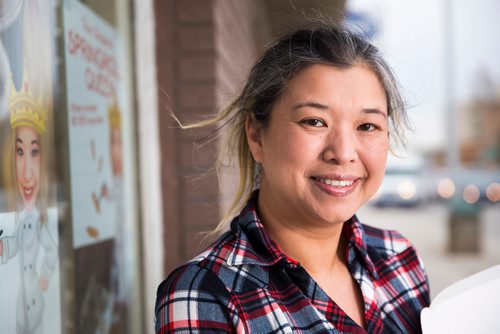 MIKAELA MACKENZIE / WINNIPEG FREE PRESS
Roweliza Lulu, owner of Springroll Queen, poses for a portrait outside of her shop in Winnipeg on Wednesday, May 15, 2019. For Dave Sanderson story.
Winnipeg Free Press 2019.