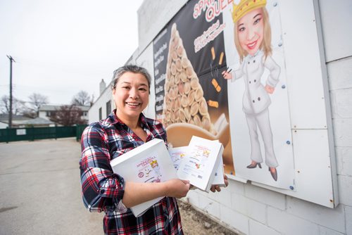 MIKAELA MACKENZIE / WINNIPEG FREE PRESS
Roweliza Lulu, owner of Springroll Queen, poses for a portrait outside of her shop in Winnipeg on Wednesday, May 15, 2019. For Dave Sanderson story.
Winnipeg Free Press 2019.