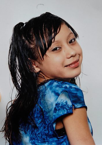 FAMILY PHOTO BORIS.MINKEVICH@FREEPRESS.MB.CA BORIS MINKEVICH / WINNIPEG FREE PRESS  090526 Murder victim 14 year old Angela Holm.