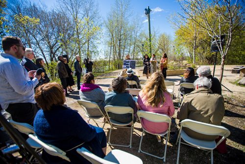 MIKAELA MACKENZIE / WINNIPEG FREE PRESS
Artist Jaimie Isaac (centre) speaks along with fellow artists KC Adams (left) and Val Vint at the unveiling of three Indigenous art installations at The Forks in Winnipeg on Thursday, May 16, 2019. For Alex Paul story.
Winnipeg Free Press 2019.