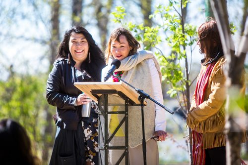 MIKAELA MACKENZIE / WINNIPEG FREE PRESS
Artist Jaimie Isaac (centre) speaks along with fellow artists KC Adams (left) and Val Vint at the unveiling of three Indigenous art installations at The Forks in Winnipeg on Thursday, May 16, 2019. For Alex Paul story.
Winnipeg Free Press 2019.