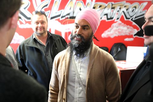 RUTH BONNEVILLE / WINNIPEG FREE PRESS 

LOCAL STDUP - JAGMEET SINGH, leader of the New Democratic Party, tours The Bear Clan Patrol and is greeted by James Favel, executive director, Thursday. 

Standup photo 

May 16, 2019
