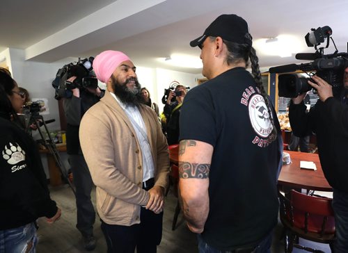 RUTH BONNEVILLE / WINNIPEG FREE PRESS 

LOCAL STDUP - JAGMEET SINGH, leader of the New Democratic Party, tours The Bear Clan Patrol and is greeted by James Favel, executive director, Thursday. 

Standup photo 

May 16, 2019
