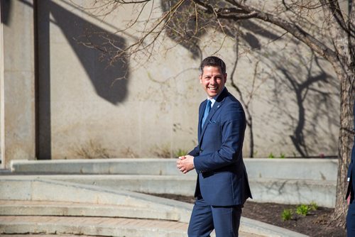 MIKAELA MACKENZIE / WINNIPEG FREE PRESS
Mayor Brian Bowman leads president of Iceland Guðni Th. Jóhannesson to City Hall in Winnipeg on Friday, May 17, 2019. For Aldo Santin story.
Winnipeg Free Press 2019.